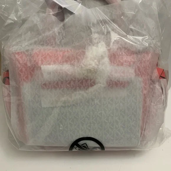 Michael Kors Hamilton Legacy Small Leather  Belted Satchel - Picture 4 of 11